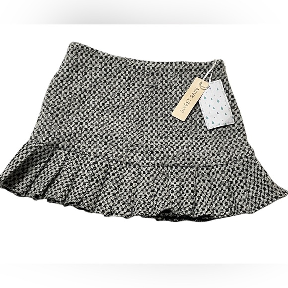 Sweet‎ Rain Wool Blend Skirt - Picture 1 of 6